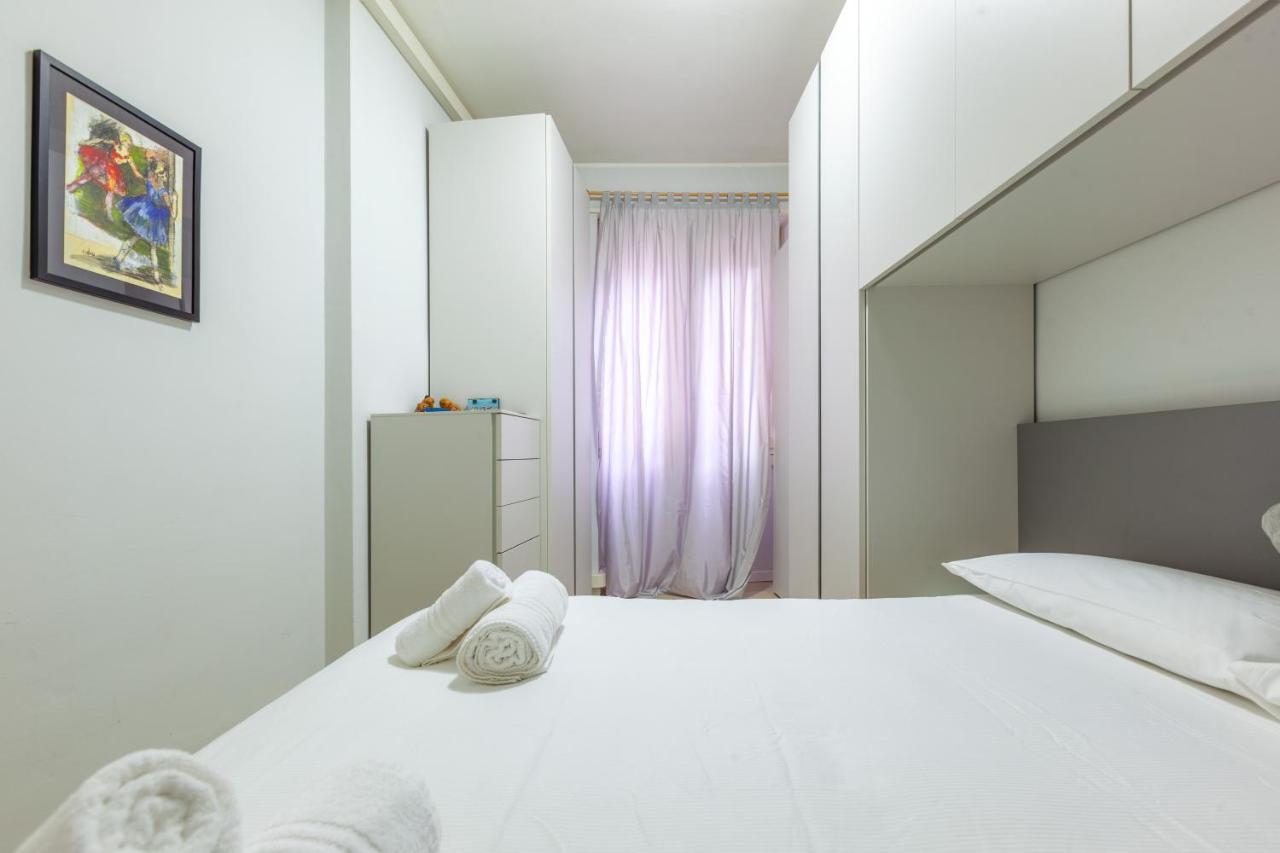 Ferienwohnung Darsena Navigli Apt - 800 M Far From P.Ta Genova M2 Mailand Exterior foto